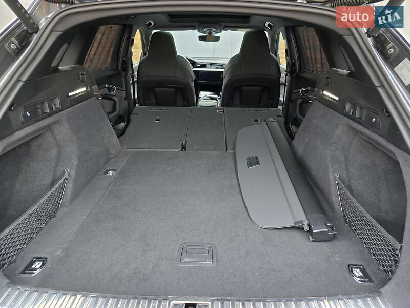 Внедорожник / Кроссовер Audi e-tron 2022 в Житомире