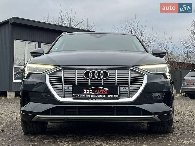 Позашляховик / Кросовер Audi e-tron 2022 в Луцьку