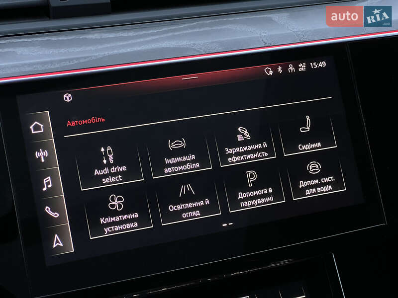 Позашляховик / Кросовер Audi e-tron 2022 в Луцьку