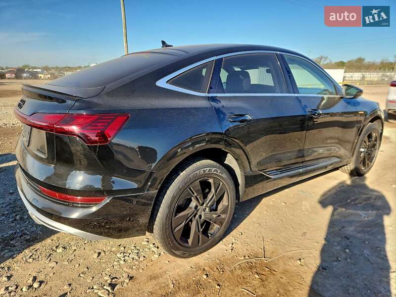Внедорожник / Кроссовер Audi e-tron 2021 в Днепре