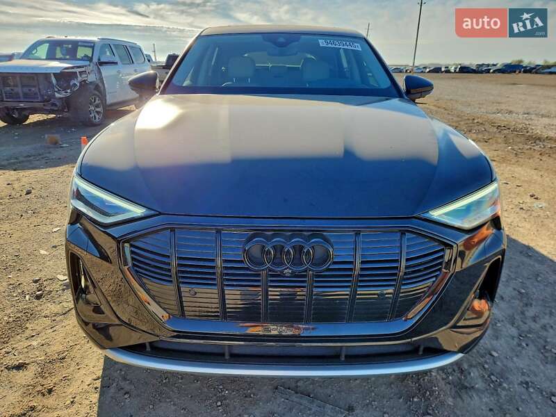Внедорожник / Кроссовер Audi e-tron 2021 в Днепре