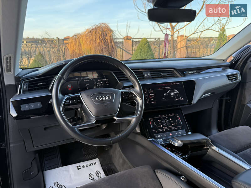 Внедорожник / Кроссовер Audi e-tron 2020 в Львове фото 90 Внедорожник / Кроссовер Audi e-tron 2020 в Львове
