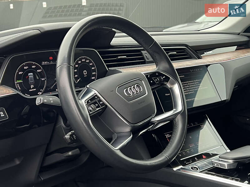 Внедорожник / Кроссовер Audi e-tron 2023 в Луцке