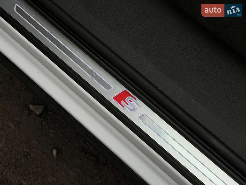 Внедорожник / Кроссовер Audi e-tron 2023 в Луцке