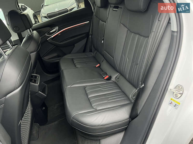 Внедорожник / Кроссовер Audi e-tron 2023 в Луцке