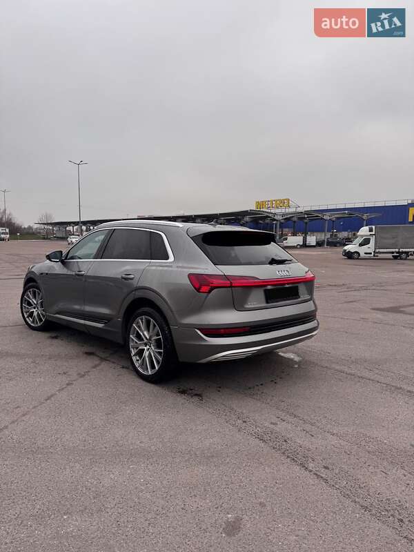 Внедорожник / Кроссовер Audi e-tron 2020 в Львове фото 9 Внедорожник / Кроссовер Audi e-tron 2020 в Львове