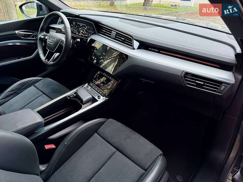 Внедорожник / Кроссовер Audi e-tron 2022 в Днепре фото 53 Внедорожник / Кроссовер Audi e-tron 2022 в Днепре