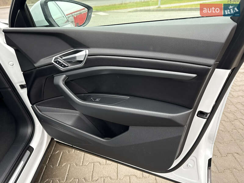 Внедорожник / Кроссовер Audi e-tron 2021 в Тернополе фото 33 Внедорожник / Кроссовер Audi e-tron 2021 в Тернополе