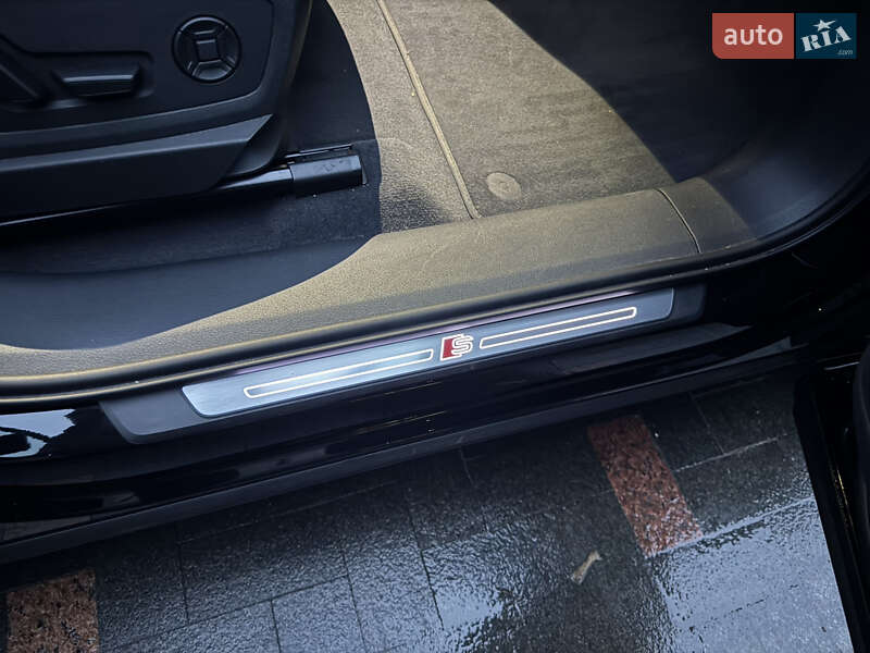 Позашляховик / Кросовер Audi e-tron 2022 в Житомирі