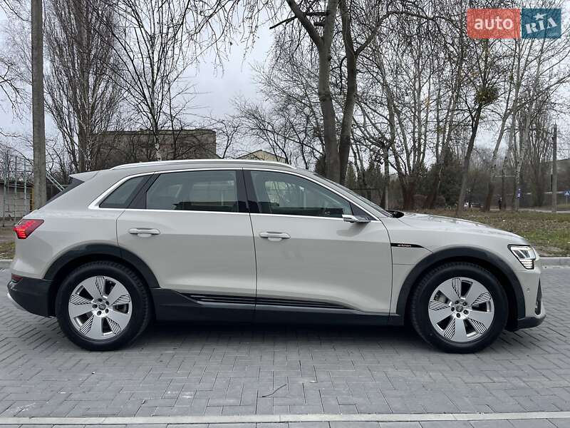 Внедорожник / Кроссовер Audi e-tron 2020 в Луцке