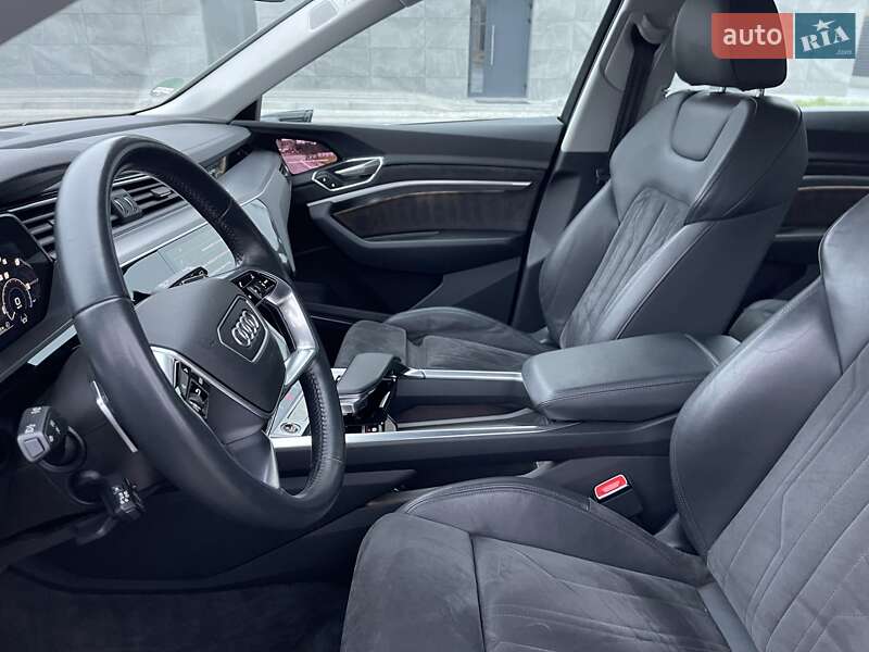 Внедорожник / Кроссовер Audi e-tron 2020 в Луцке