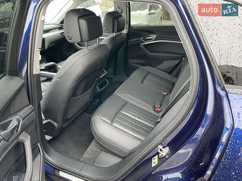 Внедорожник / Кроссовер Audi e-tron 2020 в Львове