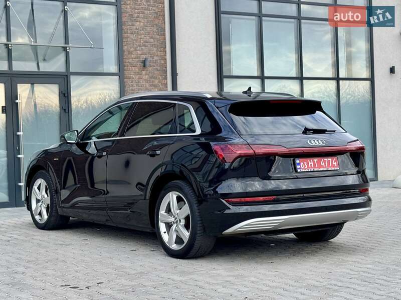 Внедорожник / Кроссовер Audi e-tron 2019 в Тернополе