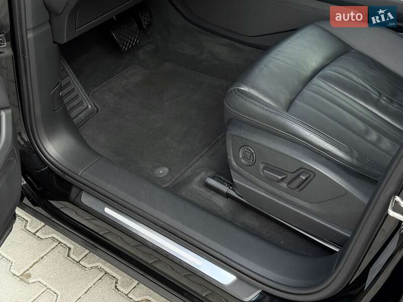 Внедорожник / Кроссовер Audi e-tron 2019 в Тернополе