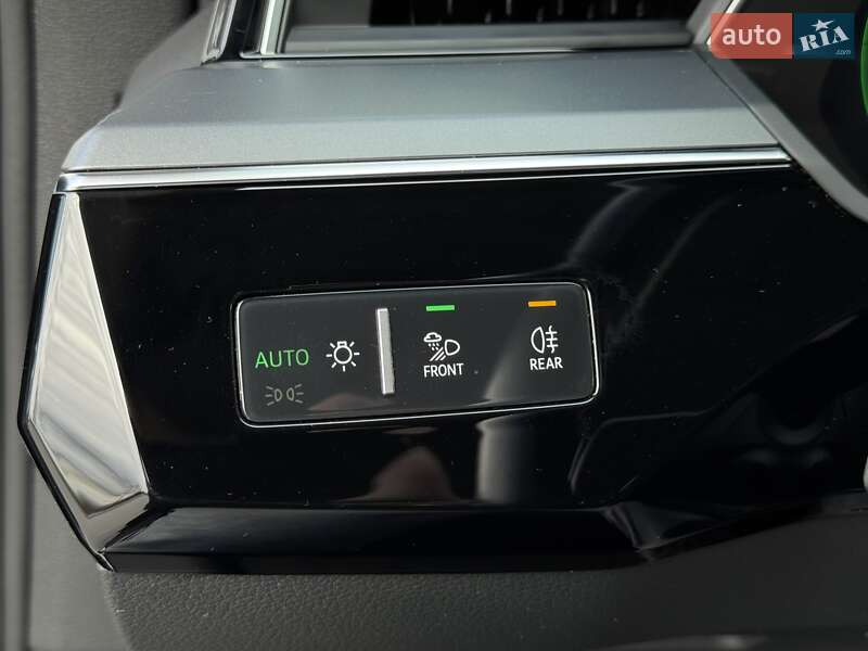 Внедорожник / Кроссовер Audi e-tron 2019 в Тернополе