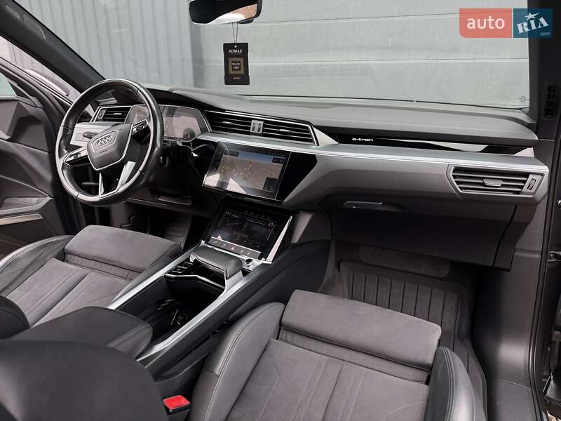 Позашляховик / Кросовер Audi e-tron 2021 в Трускавці