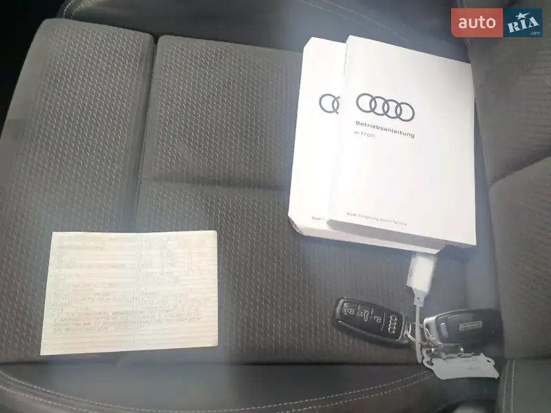 Позашляховик / Кросовер Audi e-tron 2021 в Львові документ 2 фото Позашляховик / Кросовер Audi e-tron 2021 в Львові документ