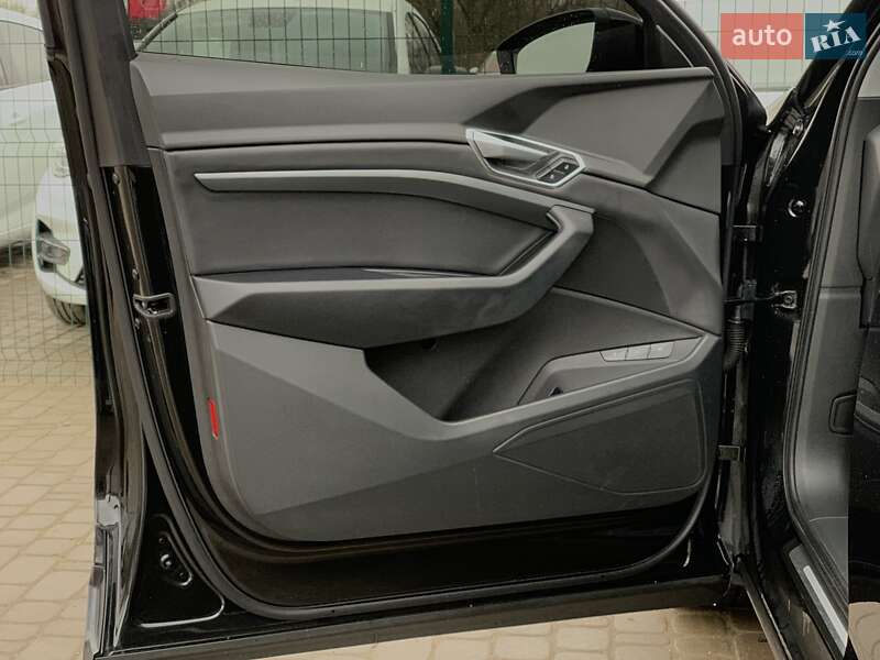 Внедорожник / Кроссовер Audi e-tron 2022 в Бердичеве
