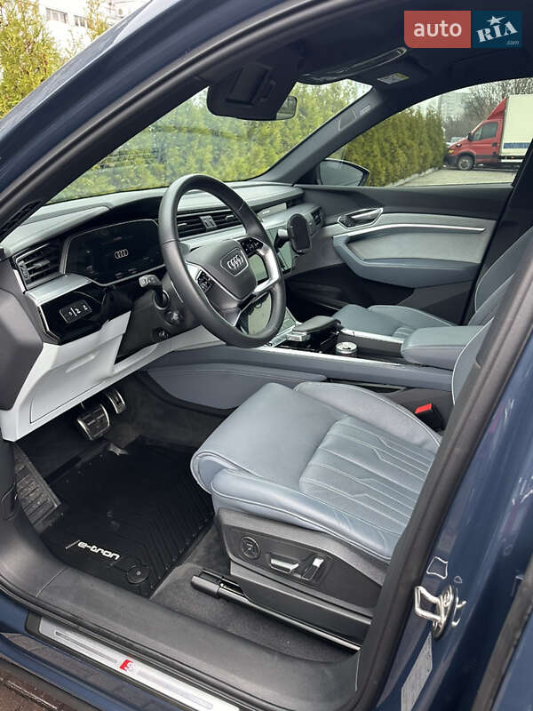 Позашляховик / Кросовер Audi e-tron 2020 в Дніпрі