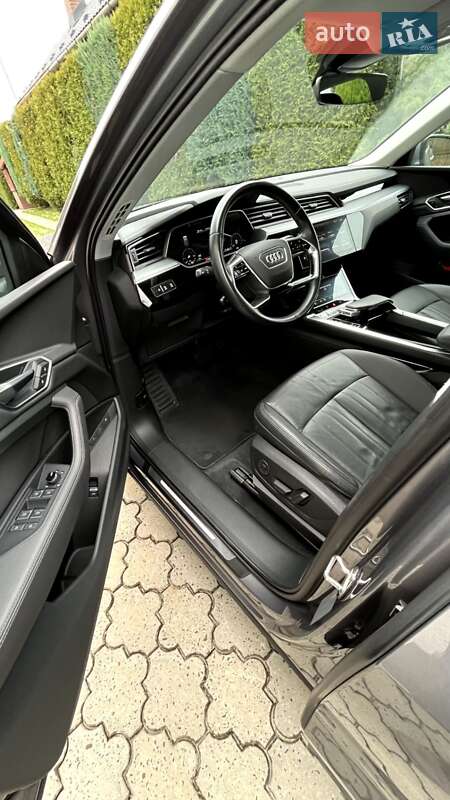 Внедорожник / Кроссовер Audi e-tron 2020 в Мукачево