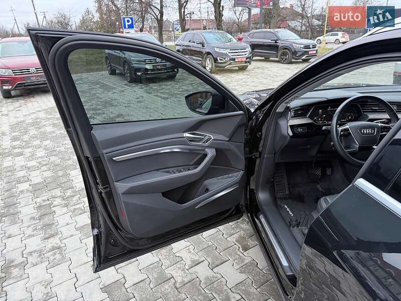 Внедорожник / Кроссовер Audi e-tron 2019 в Ужгороде фото 24 Внедорожник / Кроссовер Audi e-tron 2019 в Ужгороде