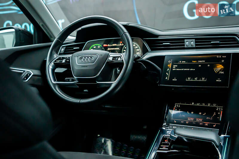 Внедорожник / Кроссовер Audi e-tron 2020 в Луцке фото 66 Внедорожник / Кроссовер Audi e-tron 2020 в Луцке