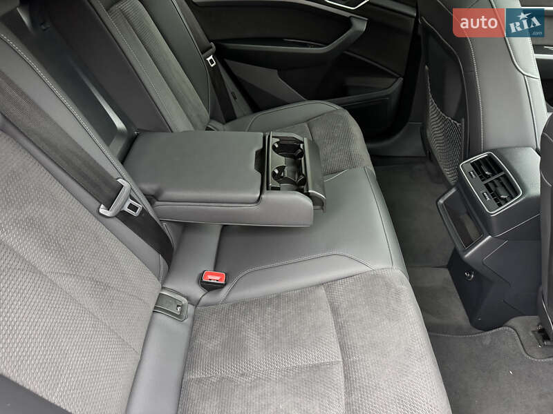 Внедорожник / Кроссовер Audi e-tron 2023 в Хмельницком