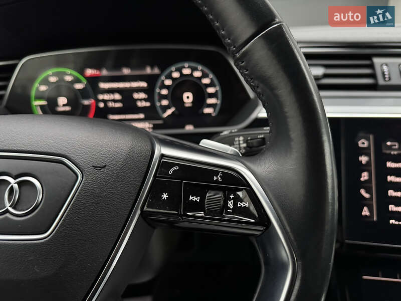 Внедорожник / Кроссовер Audi e-tron 2020 в Тернополе фото 54 Внедорожник / Кроссовер Audi e-tron 2020 в Тернополе