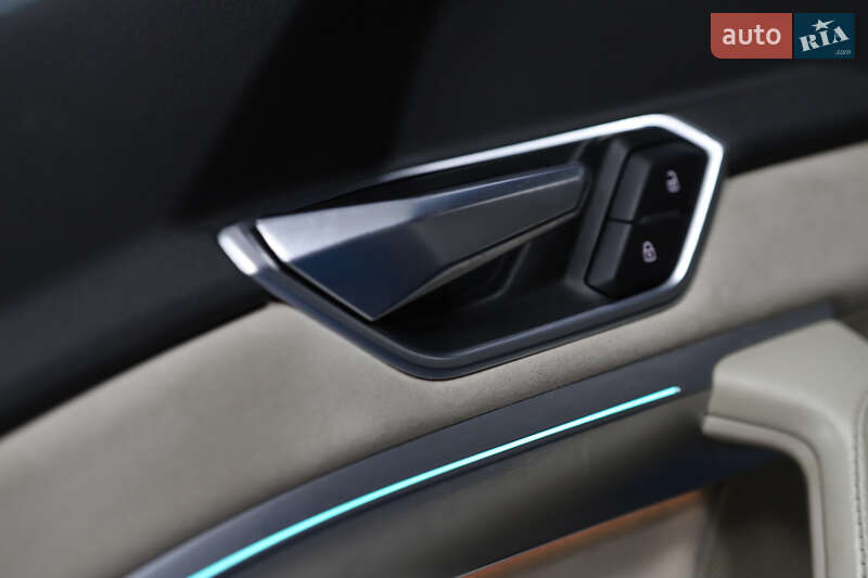 Внедорожник / Кроссовер Audi e-tron 2019 в Дрогобыче