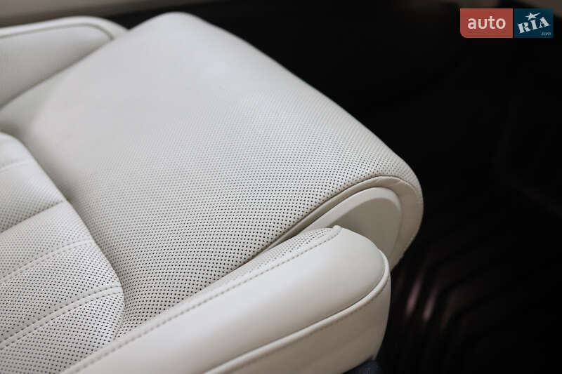 Внедорожник / Кроссовер Audi e-tron 2019 в Дрогобыче