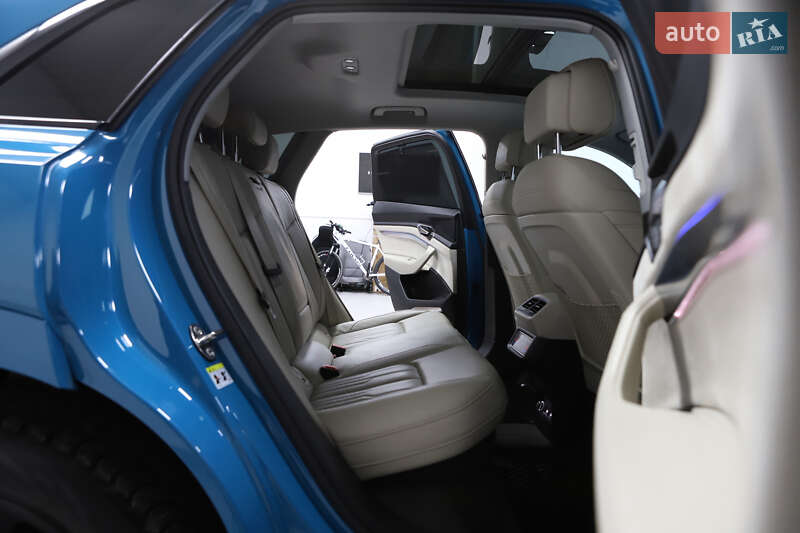 Внедорожник / Кроссовер Audi e-tron 2019 в Дрогобыче