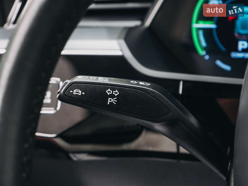 Внедорожник / Кроссовер Audi e-tron 2022 в Львове