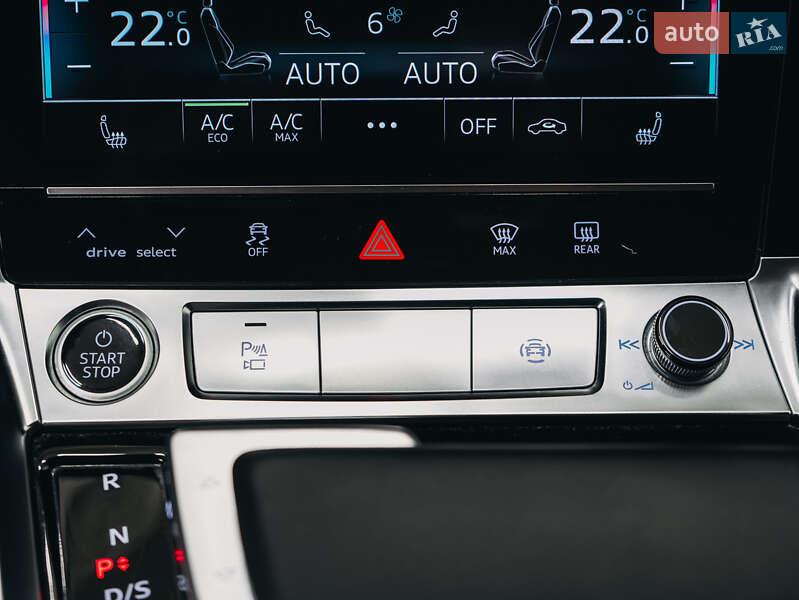 Внедорожник / Кроссовер Audi e-tron 2022 в Львове