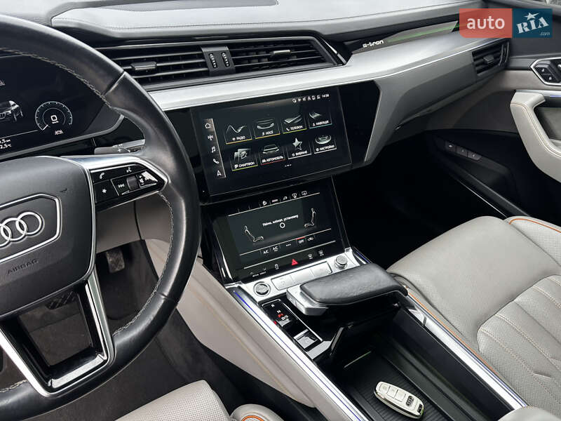 Внедорожник / Кроссовер Audi e-tron 2021 в Львове