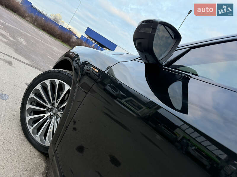 Позашляховик / Кросовер Audi e-tron 2019 в Дрогобичі