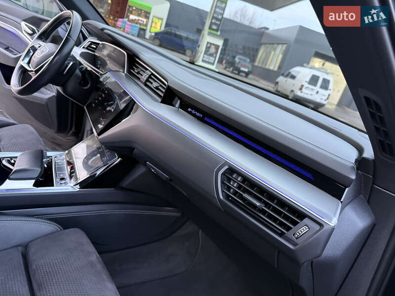 Позашляховик / Кросовер Audi e-tron 2019 в Дрогобичі