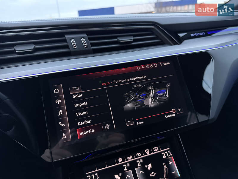 Позашляховик / Кросовер Audi e-tron 2019 в Дрогобичі