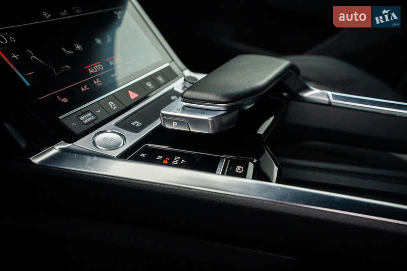 Внедорожник / Кроссовер Audi e-tron 2020 в Луцке фото 70 Внедорожник / Кроссовер Audi e-tron 2020 в Луцке