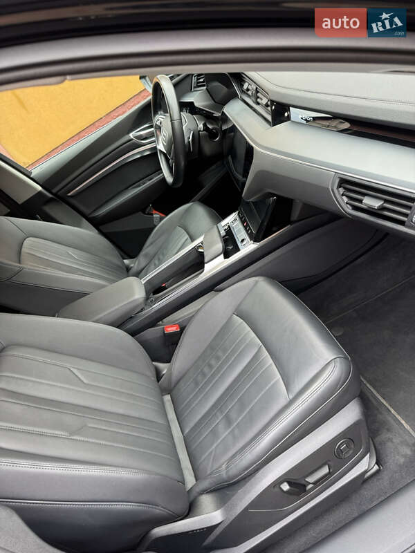 Внедорожник / Кроссовер Audi e-tron 2021 в Ровно фото 41 Внедорожник / Кроссовер Audi e-tron 2021 в Ровно