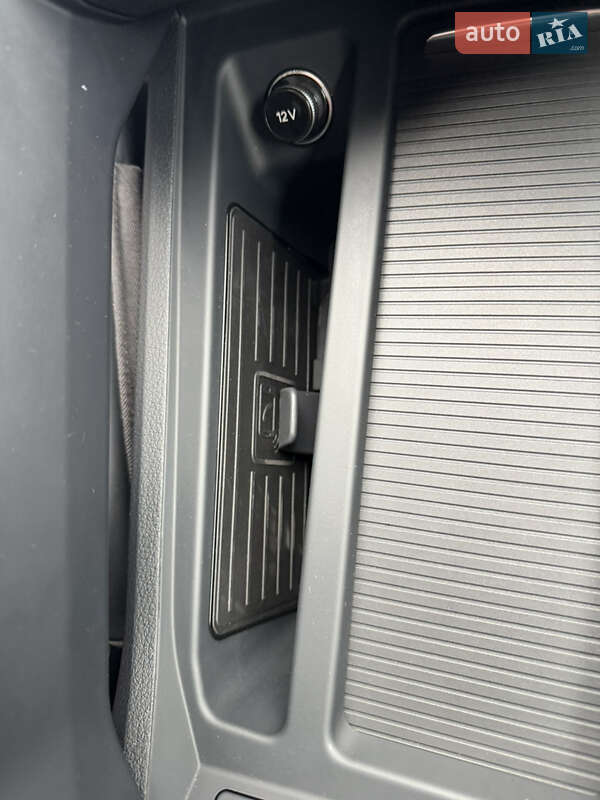 Позашляховик / Кросовер Audi e-tron 2021 в Рівному фото 31 Позашляховик / Кросовер Audi e-tron 2021 в Рівному