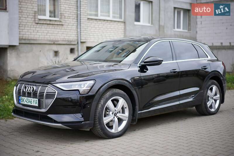 Внедорожник / Кроссовер Audi e-tron 2022 в Дубно фото 5 Внедорожник / Кроссовер Audi e-tron 2022 в Дубно