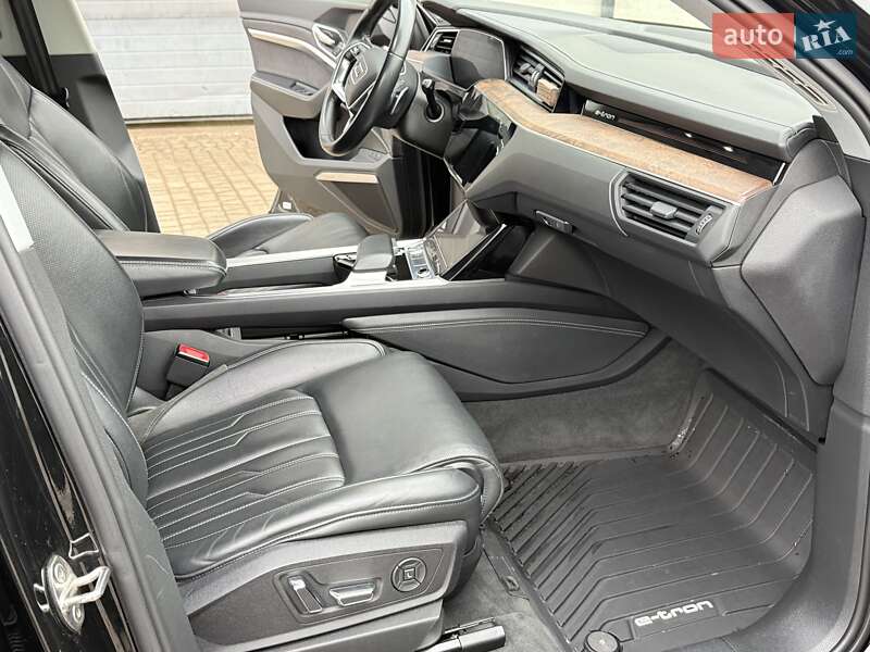 Внедорожник / Кроссовер Audi e-tron 2019 в Дрогобыче фото 33 Внедорожник / Кроссовер Audi e-tron 2019 в Дрогобыче