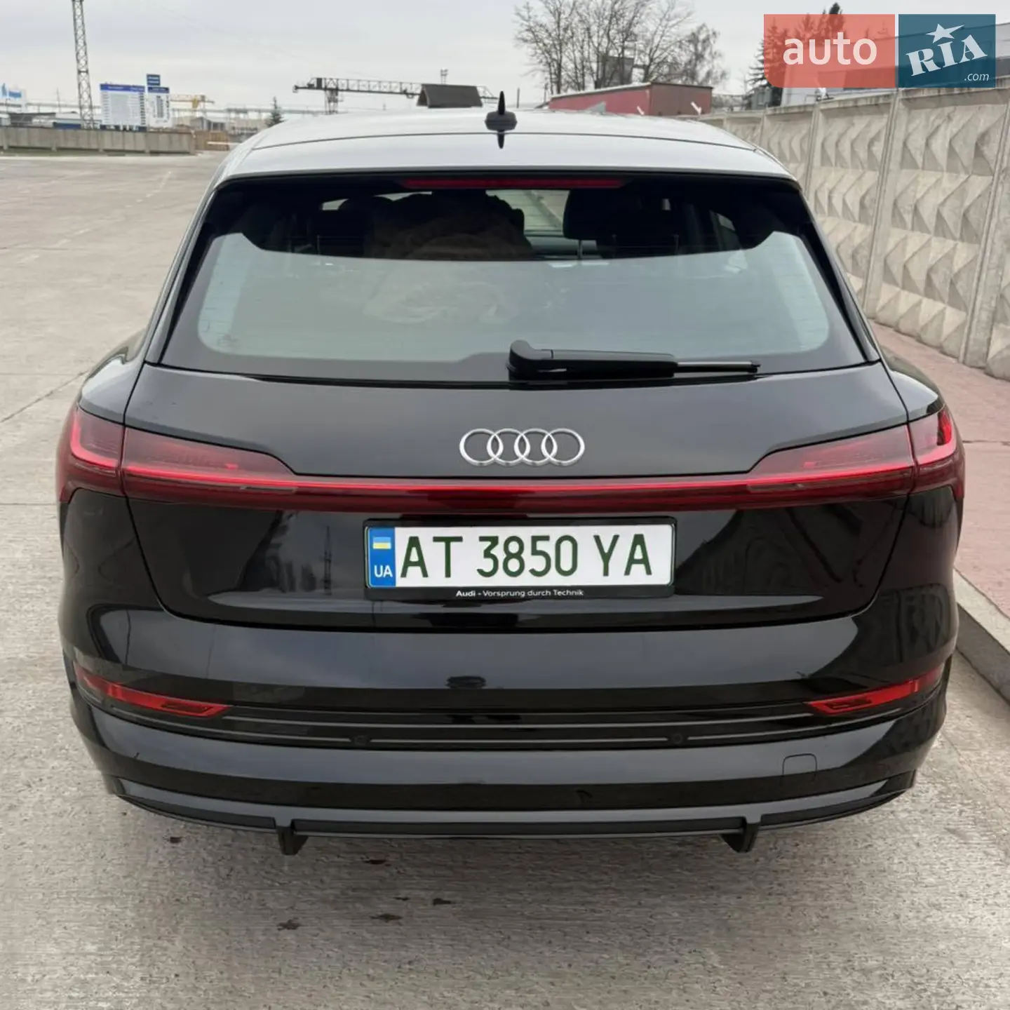 2021 Audi e-tron - мініатюра 10