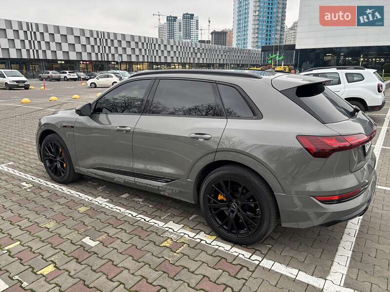 Внедорожник / Кроссовер Audi e-tron 2022 в Одессе фото 4 Внедорожник / Кроссовер Audi e-tron 2022 в Одессе