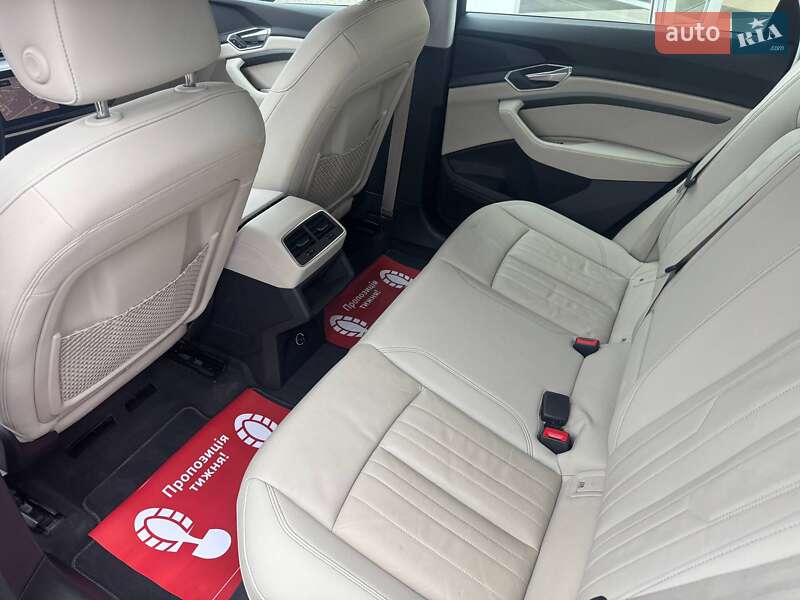 Внедорожник / Кроссовер Audi e-tron 2019 в Черновцах фото 16 Внедорожник / Кроссовер Audi e-tron 2019 в Черновцах