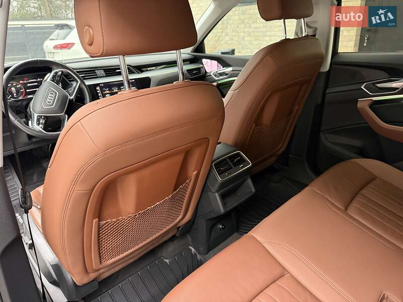 Внедорожник / Кроссовер Audi e-tron 2021 в Ивано-Франковске фото 10 Внедорожник / Кроссовер Audi e-tron 2021 в Ивано-Франковске