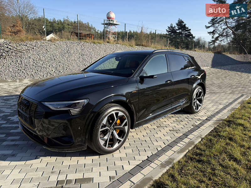 Внедорожник / Кроссовер Audi e-tron 2022 в Львове