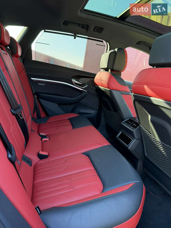 Внедорожник / Кроссовер Audi e-tron 2022 в Львове
