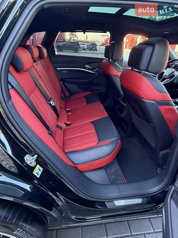 Внедорожник / Кроссовер Audi e-tron 2022 в Львове