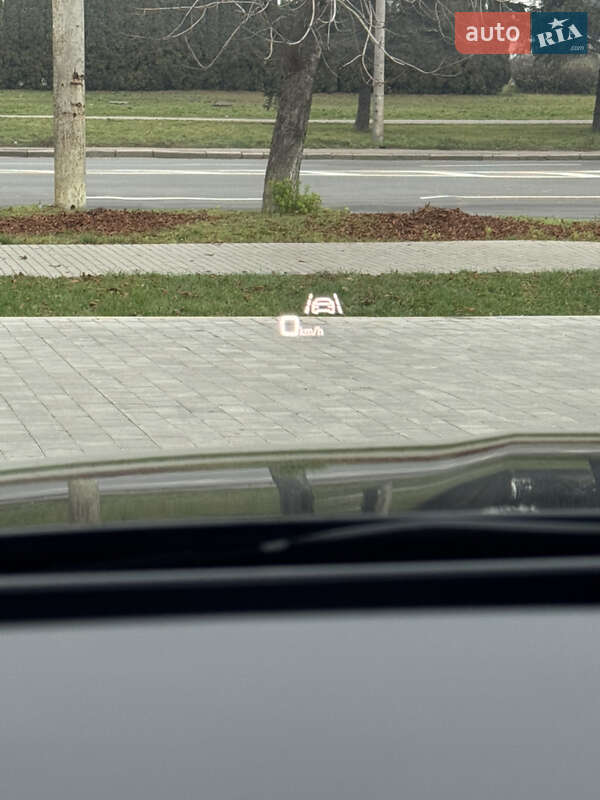 Внедорожник / Кроссовер Audi e-tron 2019 в Луцке фото 49 Внедорожник / Кроссовер Audi e-tron 2019 в Луцке